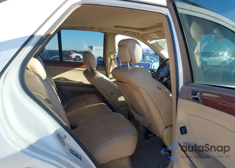 2008 Mercedes-Benz Ml 350 4Matic z USA, uszkodzony, nr VIN 4JGBB86E48A325840